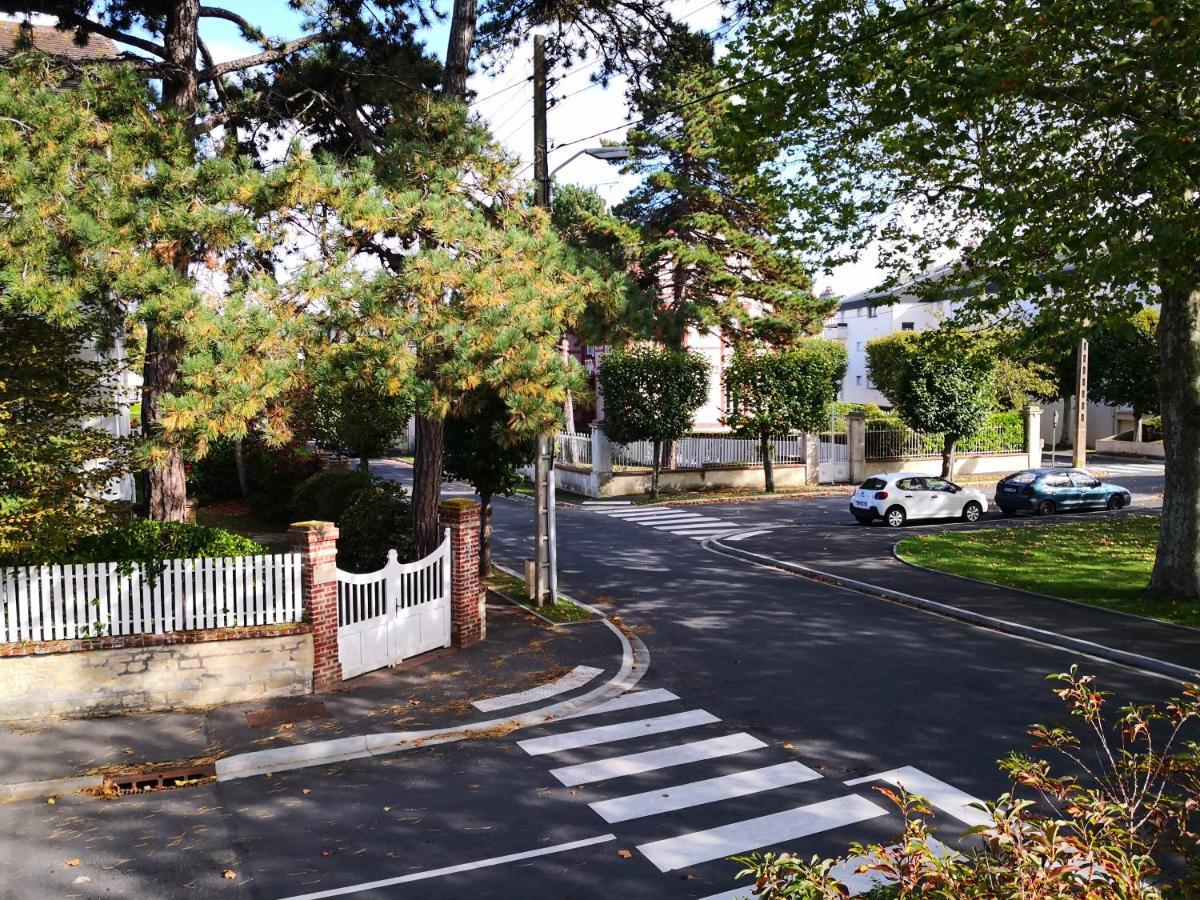 Studio Cabourg Residence Les Gemeaux Exterior foto
